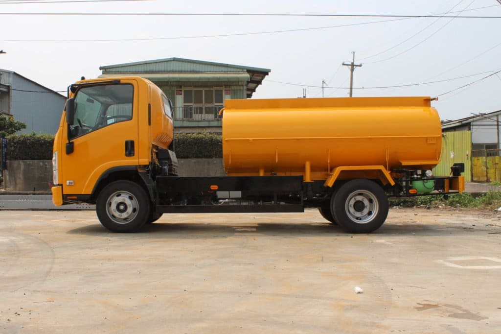 小型灑水車SW400 - 大來(lái)重工有限公司